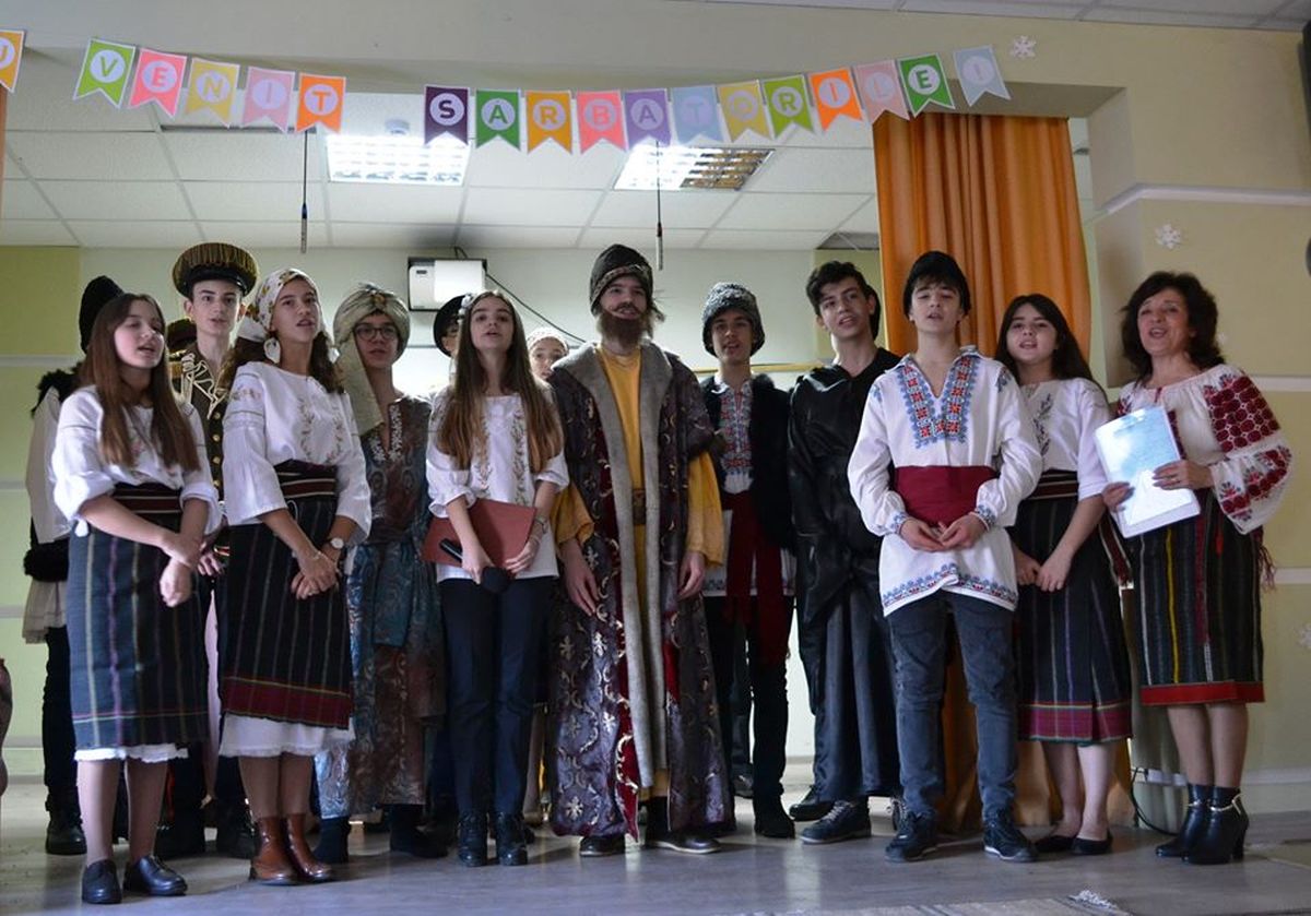 Tradiţii şi obiceiuri de iarnă